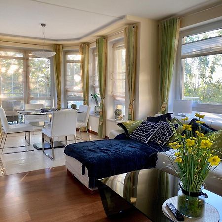 Seaside Apartment With Parking & Ac - 150 M To The Beach By Noclegi Renters 미엥지즈드로예 외부 사진